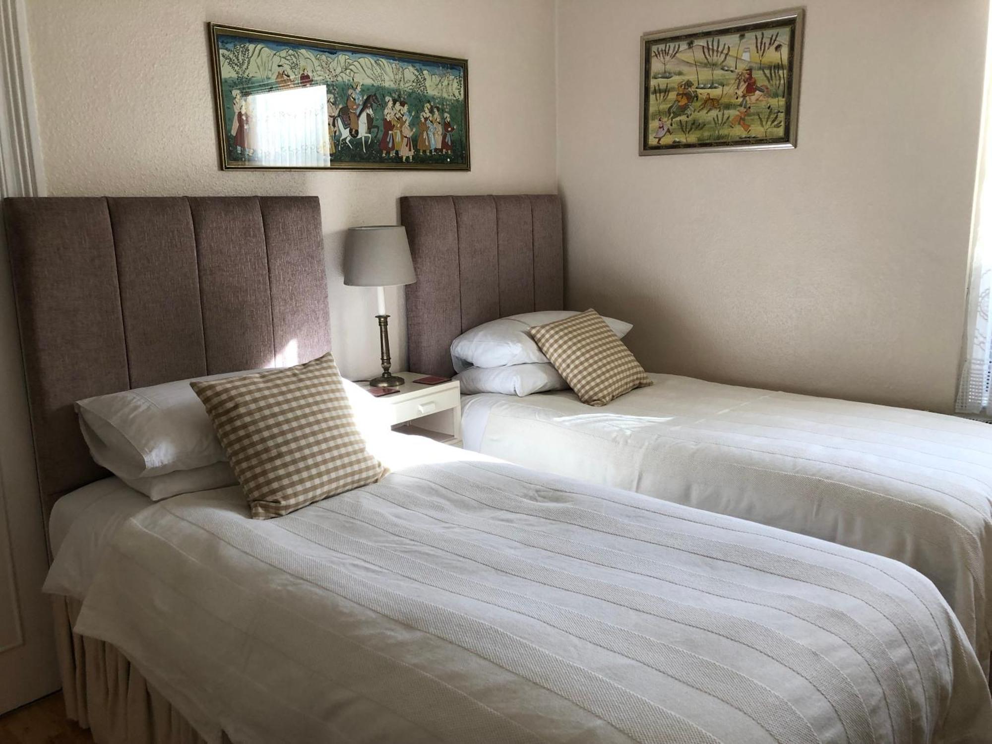 Bed and Breakfast Helena Host Family à Londres Extérieur photo
